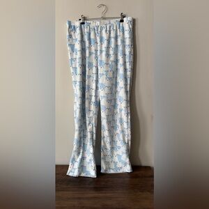 Women’s Large Target Polar bear fuzzy pajama pants with elastic waistband